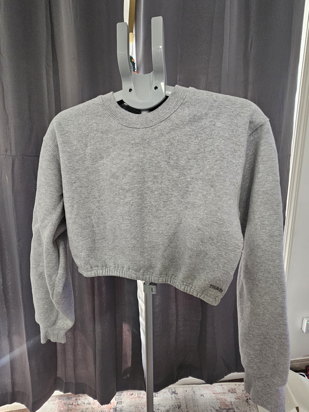 TNA Cropped Gray Crewneck Sweatshirt
